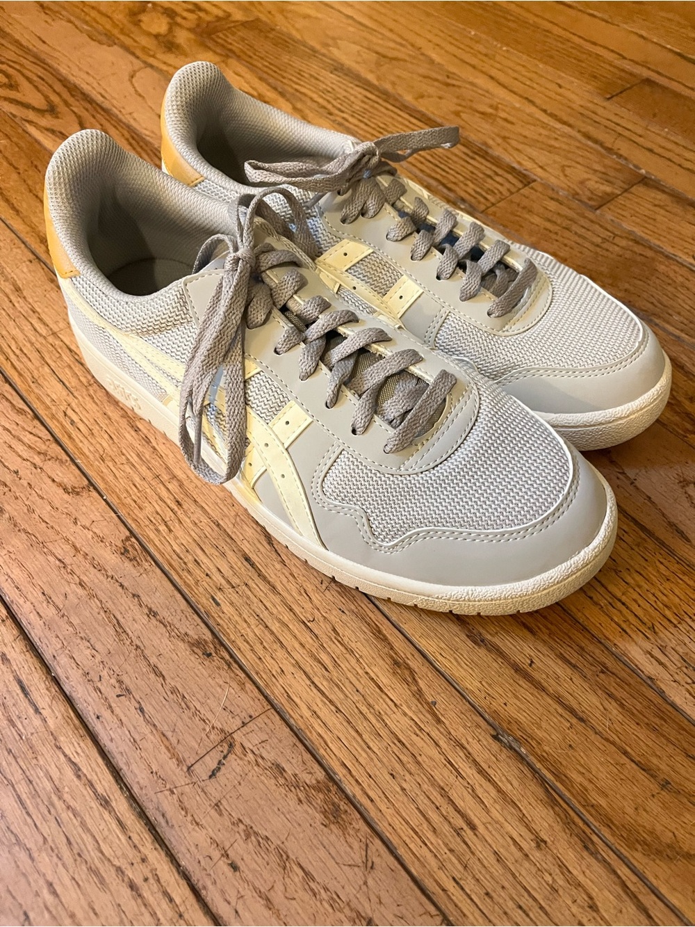 Men's Asics Japan S Casual Sneakers in Light Gray